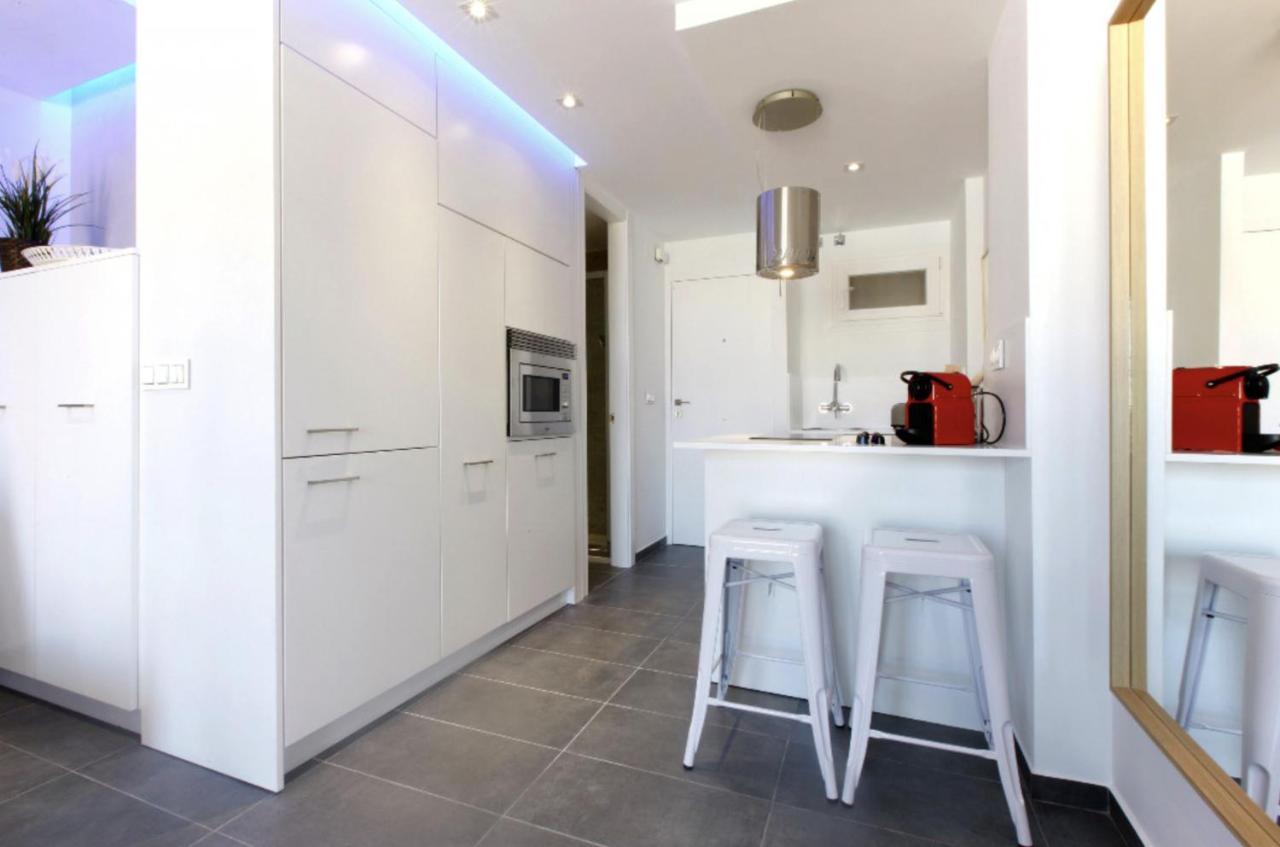 Precioso Apartamento Con Vistas Al Mar Y Piscinas Benalmádena Εξωτερικό φωτογραφία